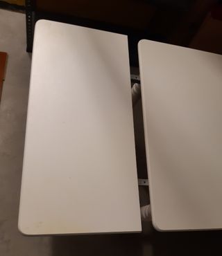 Mesa y tres sillas blanca nueva
