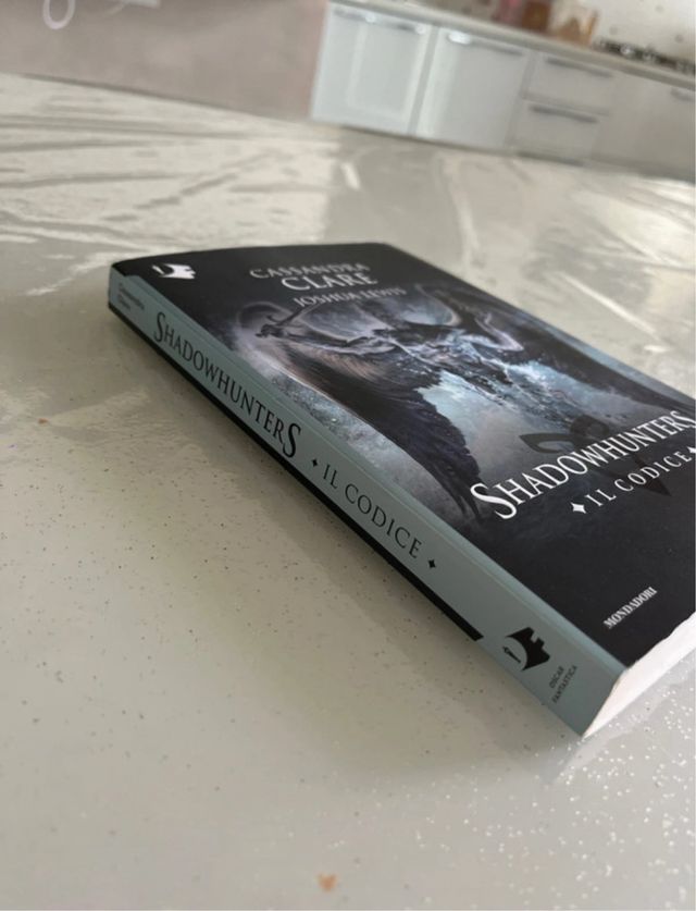 Il codice. Shadowhunters
