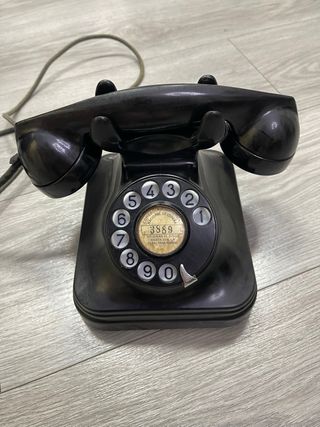 Teléfono antiguo de disco