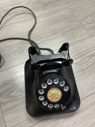 Teléfono antiguo de disco