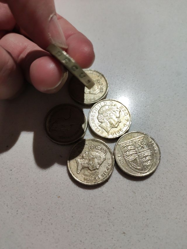 6 Monedas de 1 Libra Esterlina