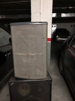 Equipo de sonido altavoces