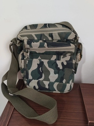 Bandolera camuflaje estilo 2000s