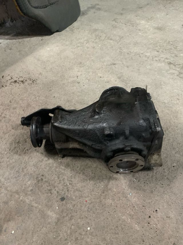Grupo diferencial 188mm BMW E34 525i