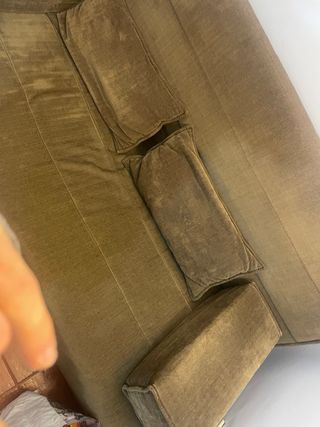 Sofá cama de color marrón