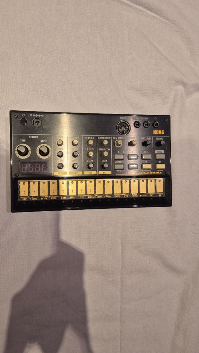 Korg Volca Beats Sintetizador
