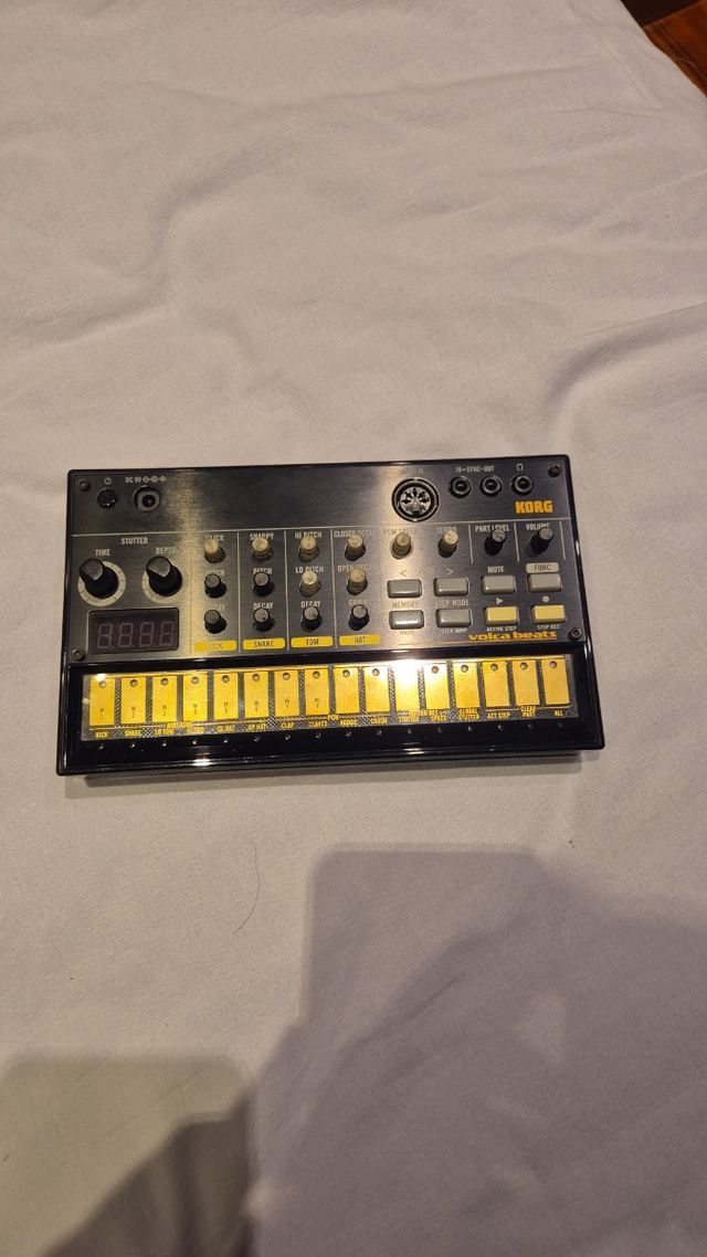 Korg Volca Beats Sintetizador