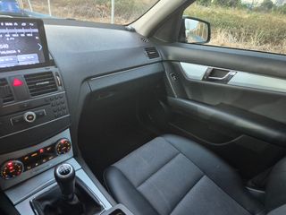 Mercedes-Benz Clase C 2010