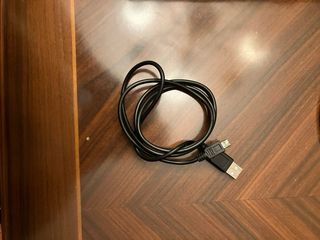 PS4 (Playstation 4) Negra con Mando