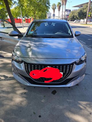 Peugeot 208 2021