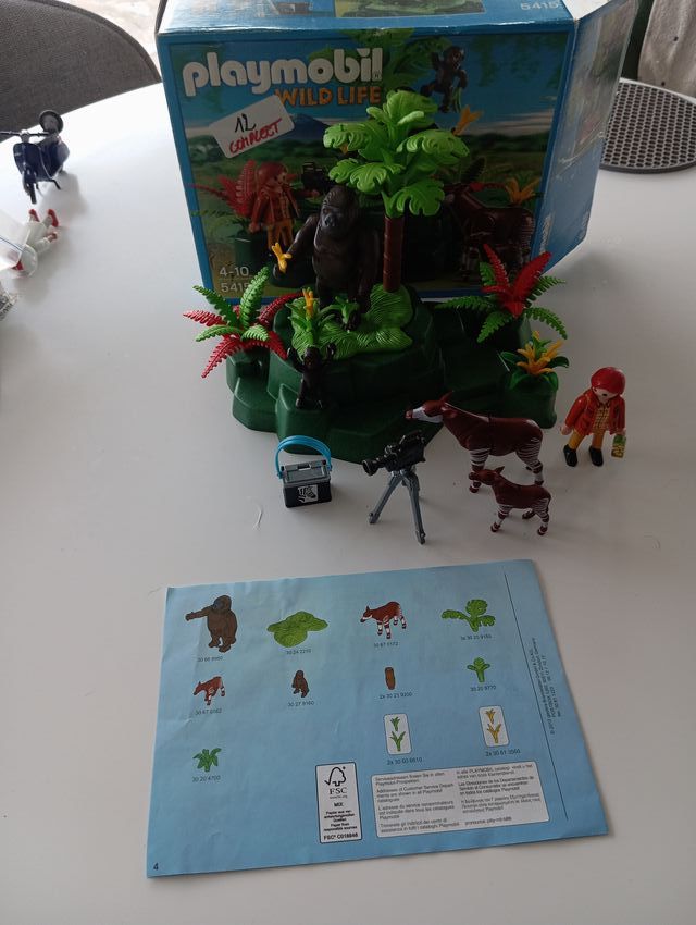 Playmobil okapis y gorilas completo