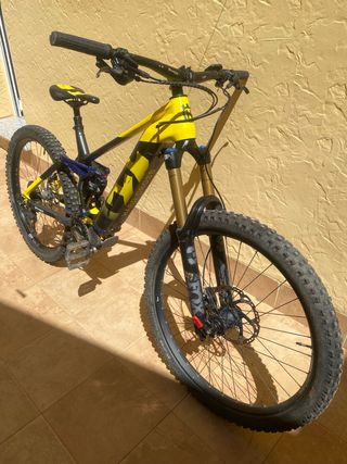 Bicicleta Eléctrica Montaña Amarilla