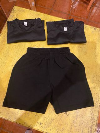 Pack 3 Camisetas Técnicas + Bermuda Negra NUEVAS