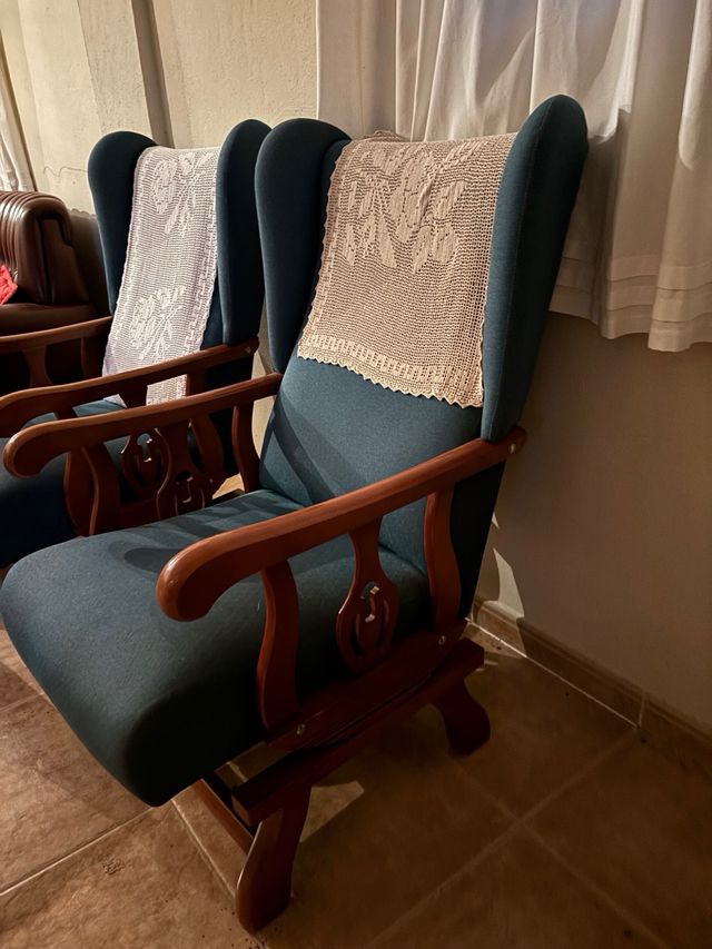 2 Sillones de ante y Madera