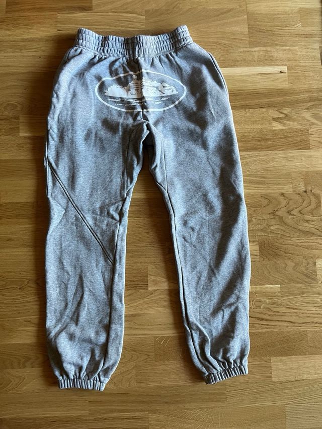 Chándal Corteiz Gris