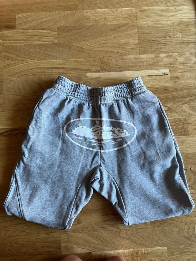 Chándal Corteiz Gris