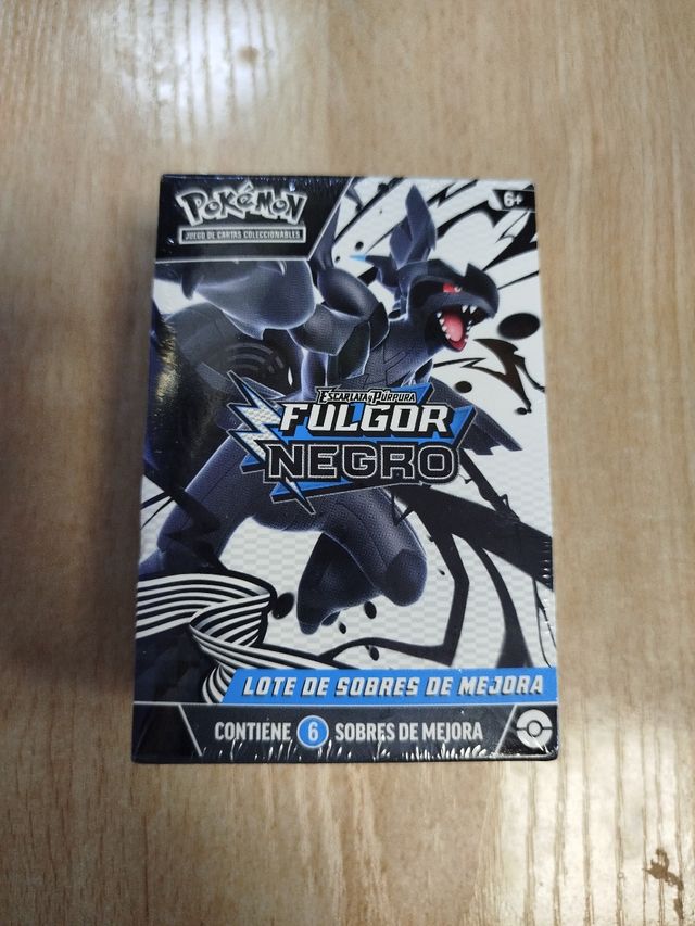 Pokémon TCG Escarlata y Púrpura Fulgor Negro
