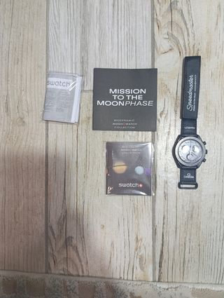 Orologio Swatch Mission to the Moonphase
