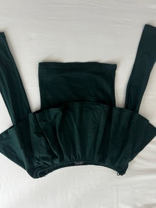 Top Hombros Descubiertos Verde Oscuro