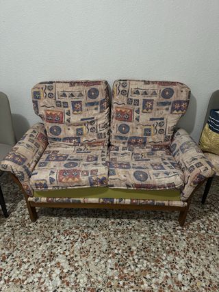Sofá de 2 plazas de tela y madera