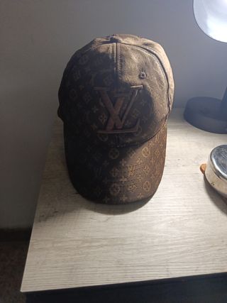 Gorra Louis Vuitton Marrón