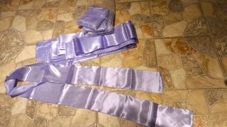 Bandas de lazo de raso lila
