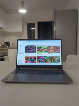 Portátil pc LENOVO - I5, 8GB RAM, 256GB SSD