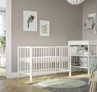Cuna convertible en cama