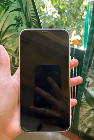 iPhone 12 bianco + accessori gratuiti