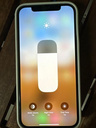 iPhone 12 bianco + accessori gratuiti