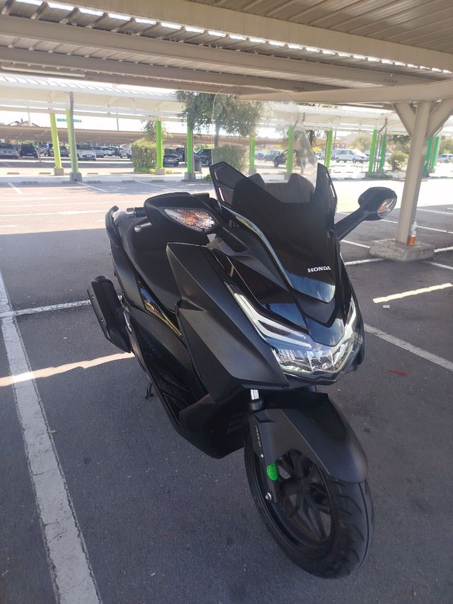 Honda Forza 125cc Negra