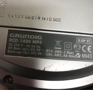 Radio CD Grundig Plata