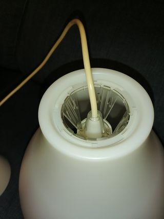 Lámpara de techo IKEA blanca de plástico