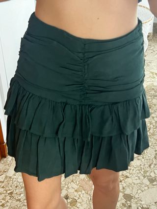 Falda corta Zara verde