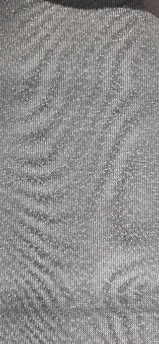 Cortina blanca de tela