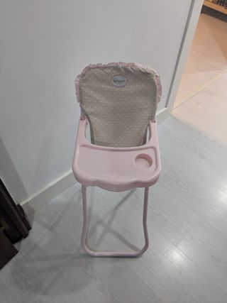 Trona de juguete rosa