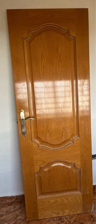 Puerta de roble