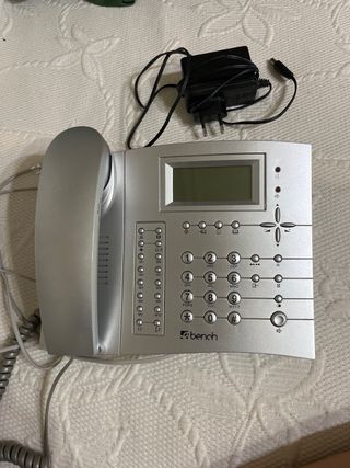 Teléfono fijo Bench plateado