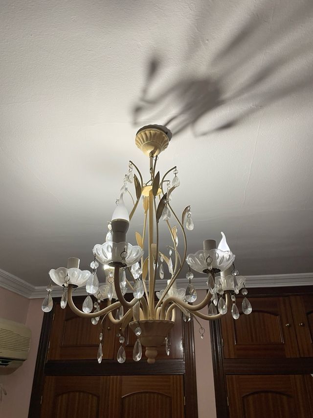 Lámpara de lágrimas de cristal color blanco roto