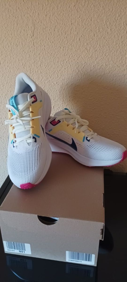 Nike Air Zoom Pegasus 40 Mujer