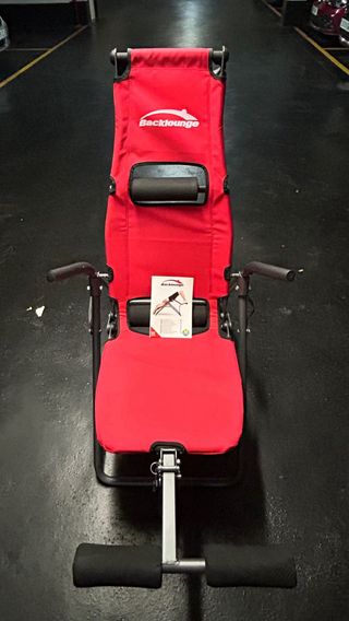 Backlounge: estiramiento /descompresión de espalda