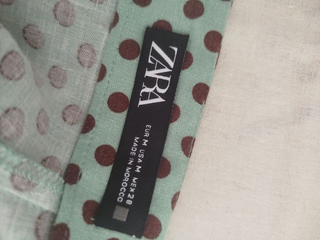 Falda Zara lunares verde talla M