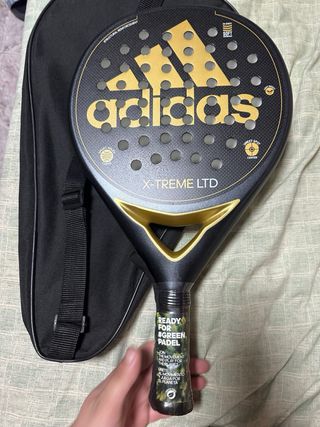 Pala Padel Adidas X-Treme LTD Negra/Dorada y funda