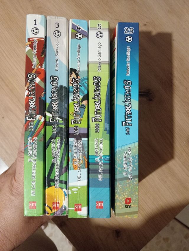 4 Libros de los Futbolísimos