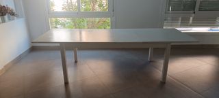 Mesa de comedor con 6 sillas