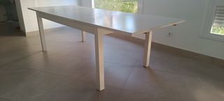 Mesa de comedor con 6 sillas