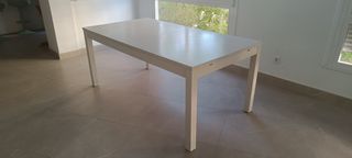 Mesa de comedor con 6 sillas