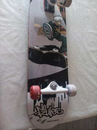 Skate Crazy Creek Negro