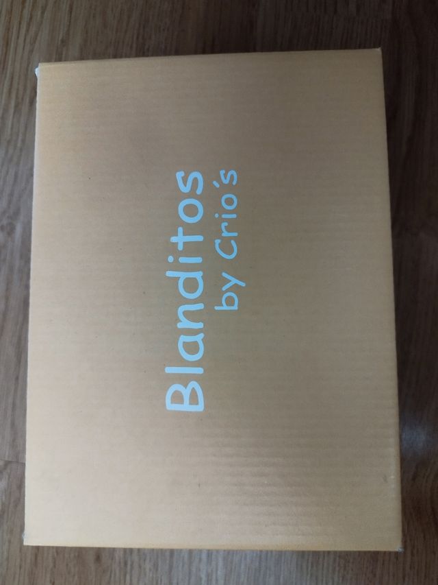 Zapatos Blanditos by Crio's