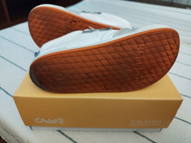 Zapatos Blanditos by Crio's